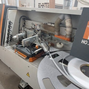Holz-Her Lumina 1380 élzárógép
